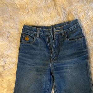 Gloria Vanderbilt Jeans 🦢 
For Murjani